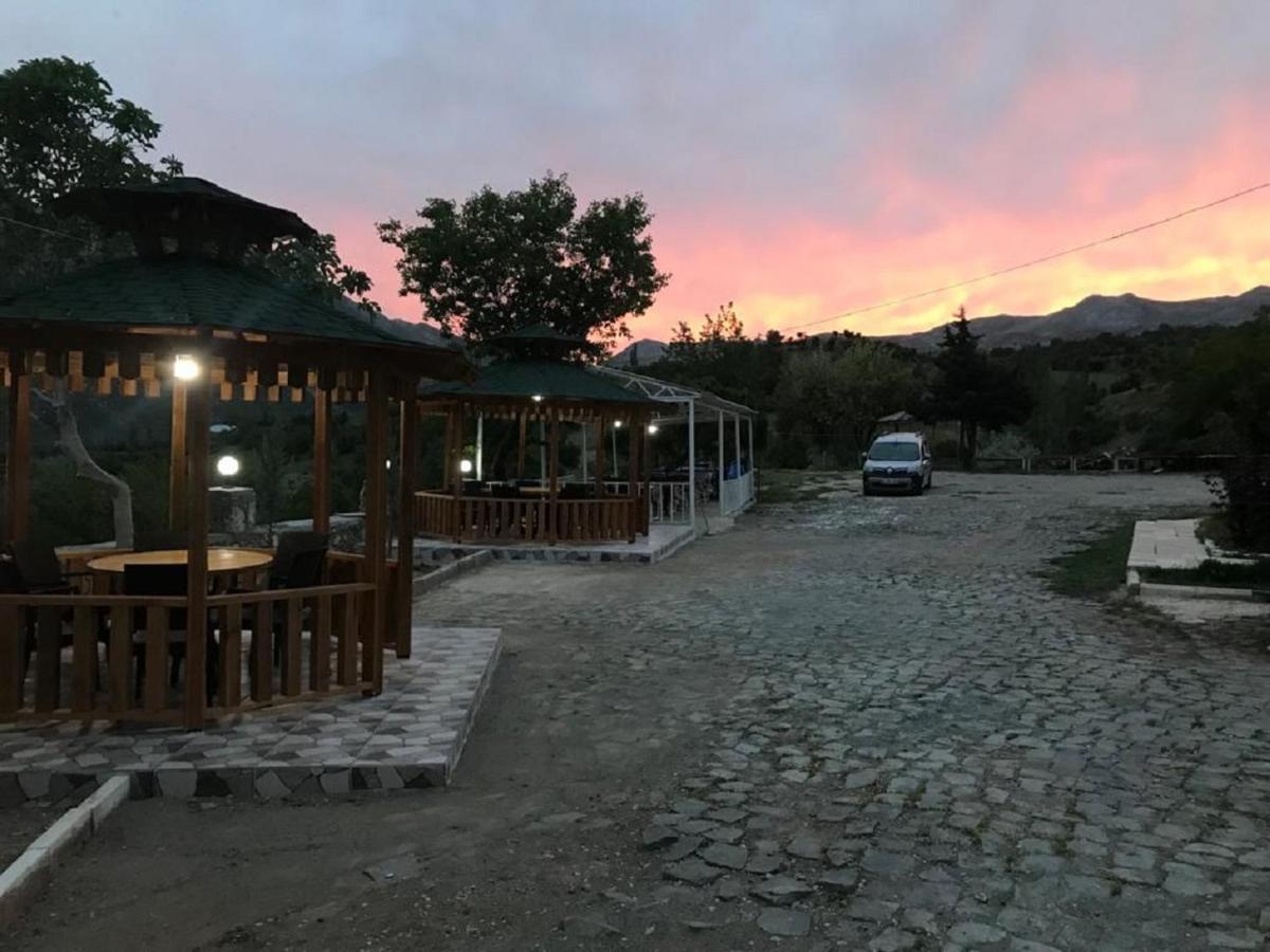 Karadut Pension Nemrut Eksteriør billede